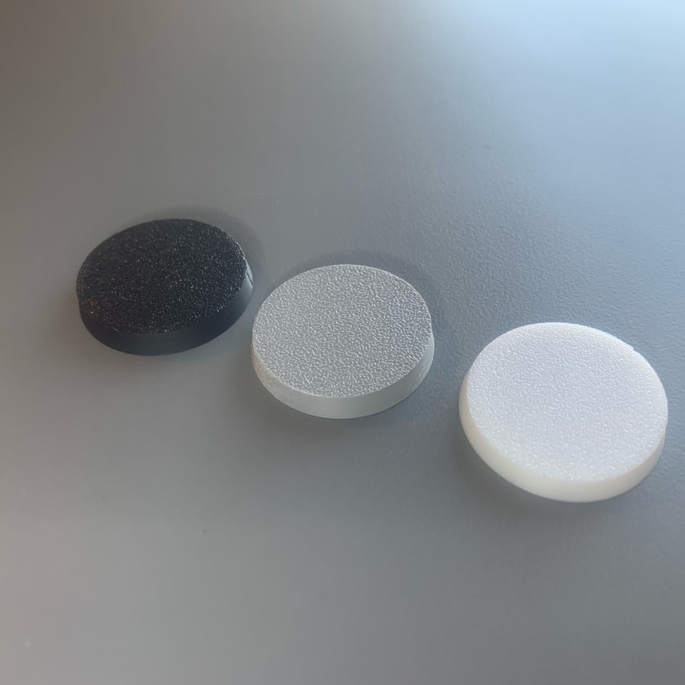 Pack of 100 28.5mm Round Bases  Warhammer 40K Wargames